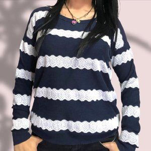 American Eagle - Lace Stripe Crewneck Sweater 6846 | Size Medium | Blue & White